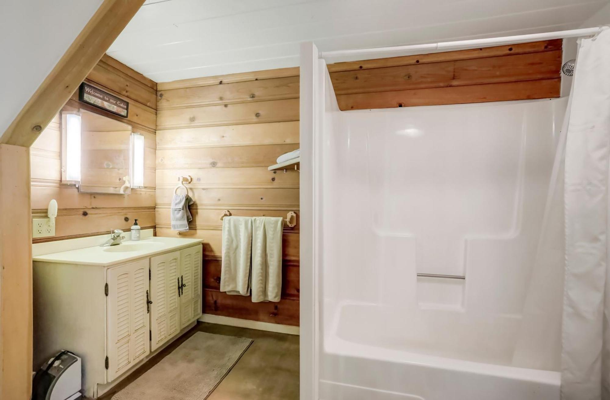 Spacious Classic Cabin Retreat- Near Lassen Mill Creek Exterior foto