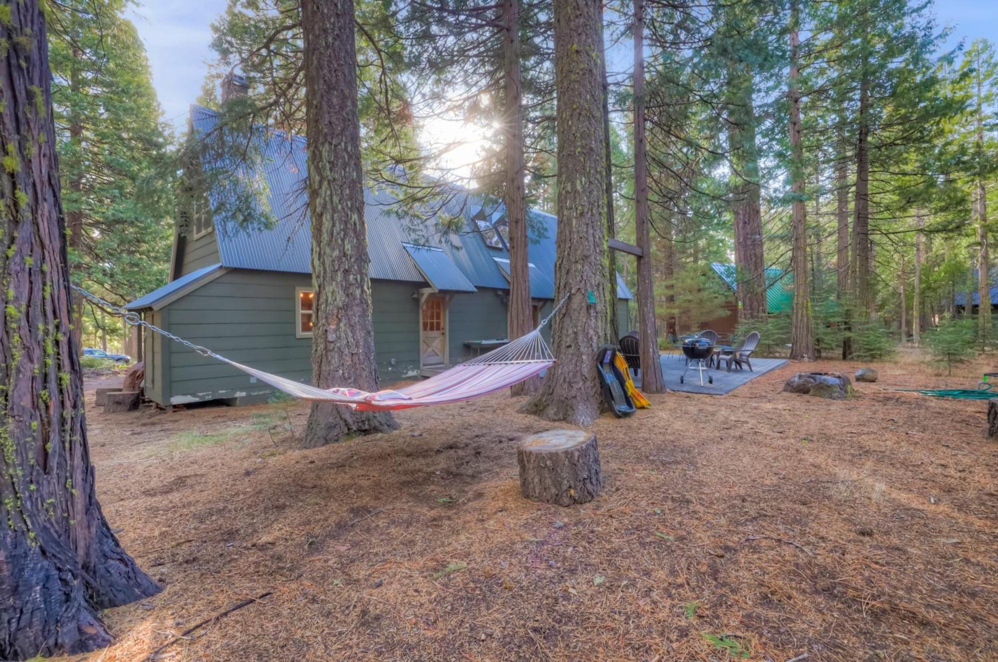 Spacious Classic Cabin Retreat- Near Lassen Mill Creek Exterior foto